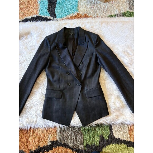 Storm Blazer - Picture 5 of 12